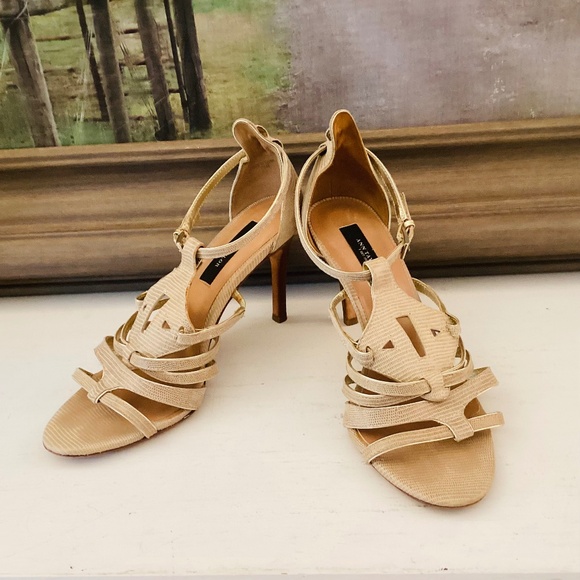 Ann Taylor Holly Gladiator Hight heels Beige Snakeskin 7.5 M Neutral Summer FLAW - Picture 1 of 16